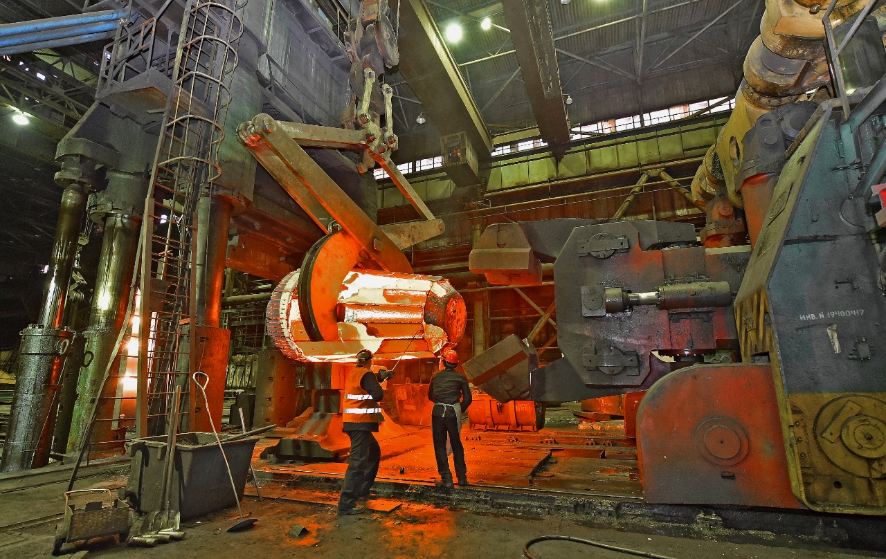 Chelyabinsk Metallurgical Plant, Urals Stampings Plant Produced 80-tonne Bulk Ingot and Stamping